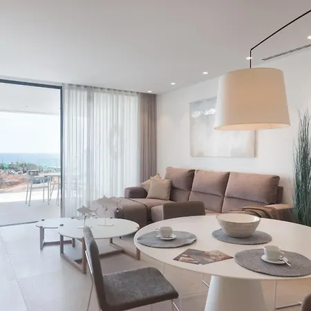 Infinity 1-2 Luxe Partial Sea View 2b 펜션 팔름-마르