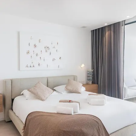 Дом отдыха Infinity 1-2 Luxe Partial Sea View 2b