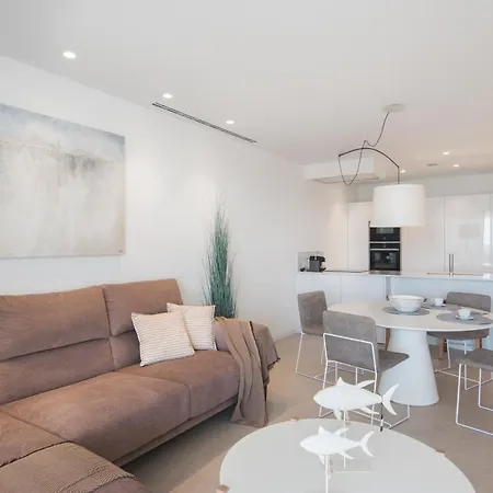 Infinity 1-2 Luxe Partial Sea View 2b *